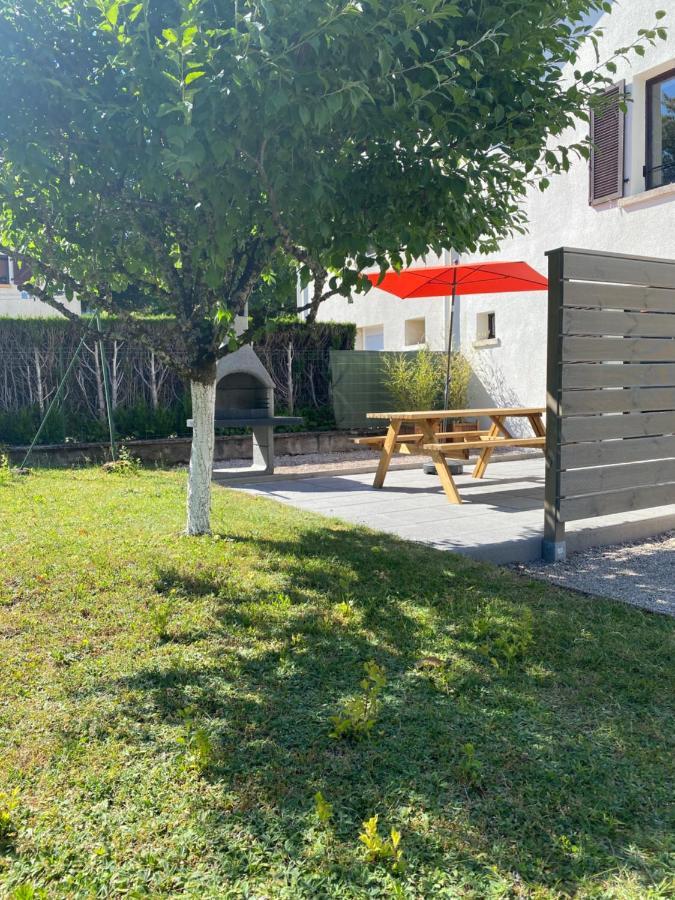 Maison Chaleureuse Au Coeur Du Village Raddon Exteriör bild